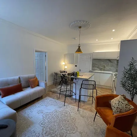 Appartement Central Period 2 Bed With Free Parking On Site Sleeps 1-6 Bristol